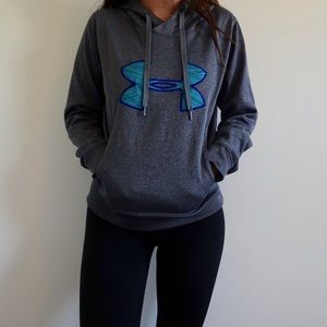 Under Armour sweatshirt